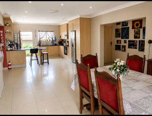 3 BEDROOM HOUSE FOR SALE IN ROTHDENE